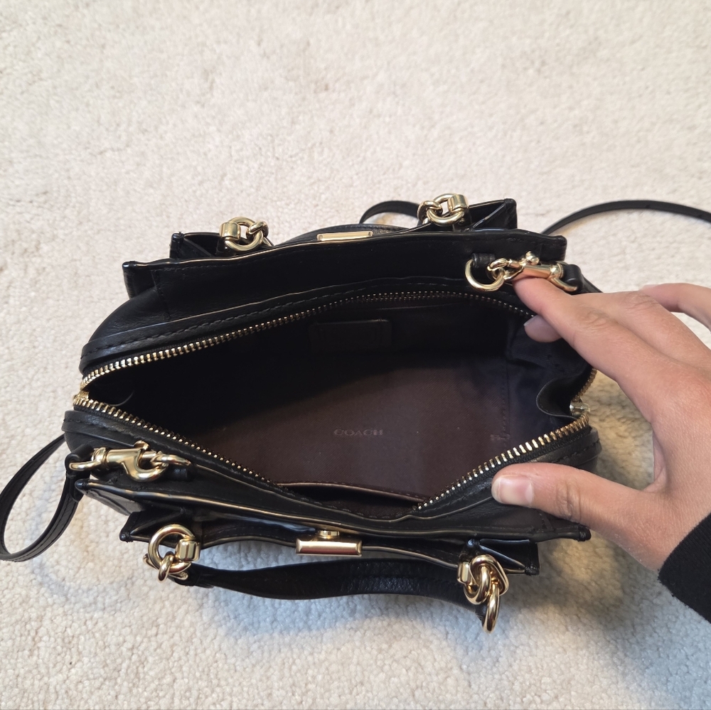 Coach Dreamer 21 Bag In Black - Picture 6 of 13